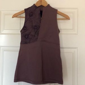 Lululemon top with silverscent fabric